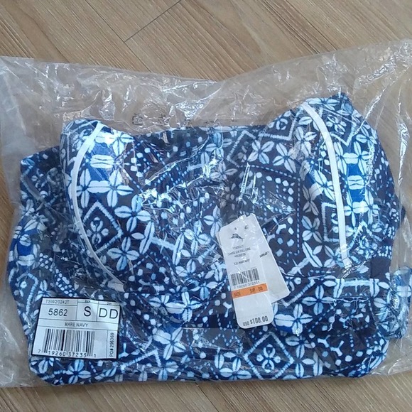 Tommy Bahama Cowrie Underwire Full Coverage Molded Cup Tankini Top Sz S - D/DD - Picture 3 of 6